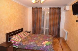 Гостиница ЯлтаАпартаменты Ялта Апартаменты класса люкс (для 4 взрослых)-4